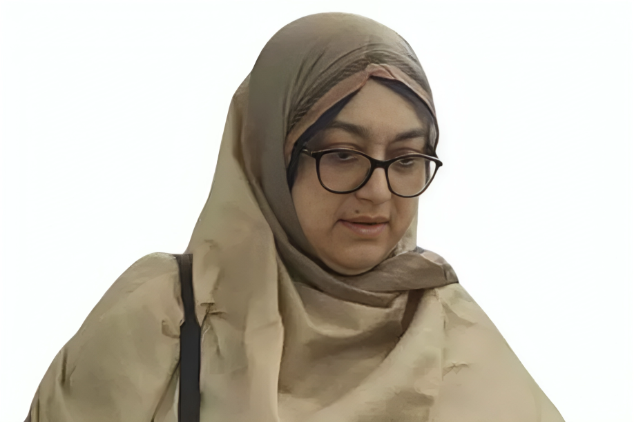 নির্বাচনের মাঠ ছেড়েছেন বাবরের স্ত্রী তাহমিনা জামান শ্রাবণী