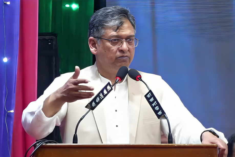 ২৬ মার্চের প্রথম প্রহরে স্বাধীনতার ঘোষণা দেন শহীদ রাষ্ট্রপতি জিয়াউর রহমান