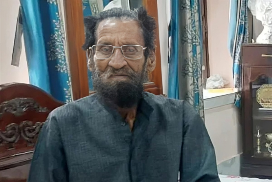 নির্বাচনের আগে নতুন বিতর্ক