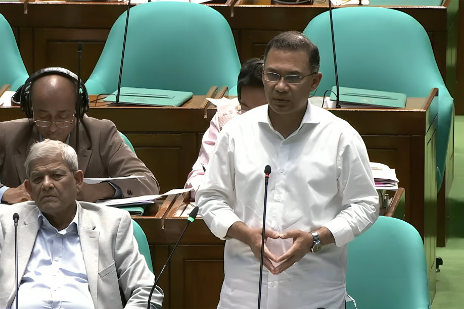 মধ্যপ্রাচ্যের বাইরে নতুন শ্রমবাজারে জোর দিচ্ছে সরকার