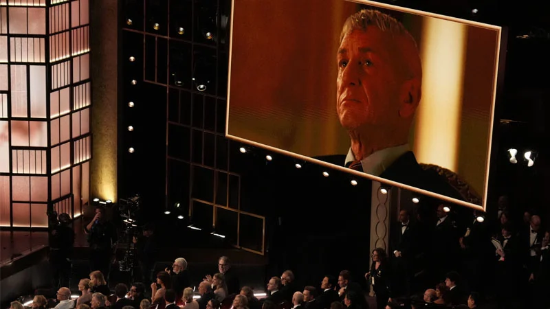 কিন্তু অস্কার নিতে উপস্থিত নয় কেন?