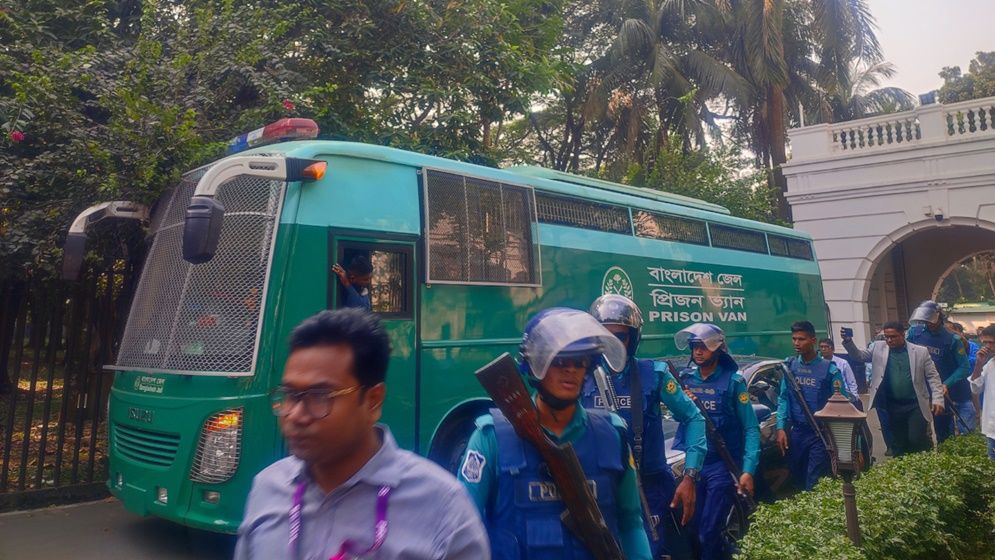 ট্রাইব্যুনালে কঠোর নিরাপত্তা, ফের হাজির হচ্ছেন ১৩ সেনা কর্মকর্তা