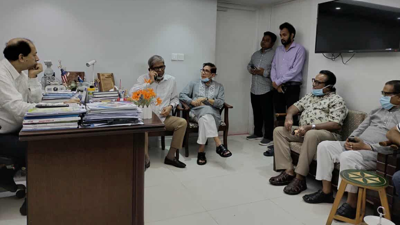 সংগীতশিল্পী ফরিদা পারভীনের বিদেশে চিকিৎসার ব্যবস্থা করার অনুরোধ জানানো হয়েছে।