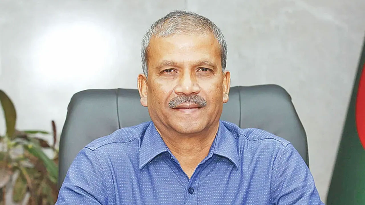 সোহাগ হত্যাকাণ্ডের ঘটনায় দৃষ্টান্তমূলক শাস্তি নিশ্চিত করা হবে বলে জানিয়েছেন আসিফ নজরুল।