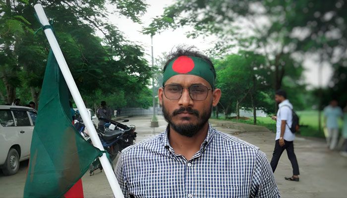 আবু সাঈদের নির্মম হত্যাকাণ্ডে জনসাধারণের মধ্যে ব্যাপক ক্ষোভ প্রকাশ পেয়েছে।