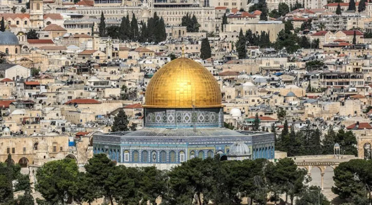 তিনটি আসমানি ধর্মের পবিত্র নগরী জেরুজালেমের ইতিহাস।