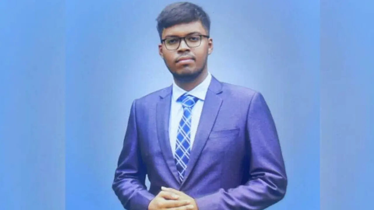 সমন্বিত শিক্ষার্থী সংসদ প্যানেল থেকে আরেকজন প্রার্থী সরে গেছেন।