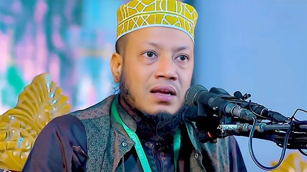 মানহানির মামলায় আজ আদালতে আত্মসমর্পণ করবেন আমির হামজা