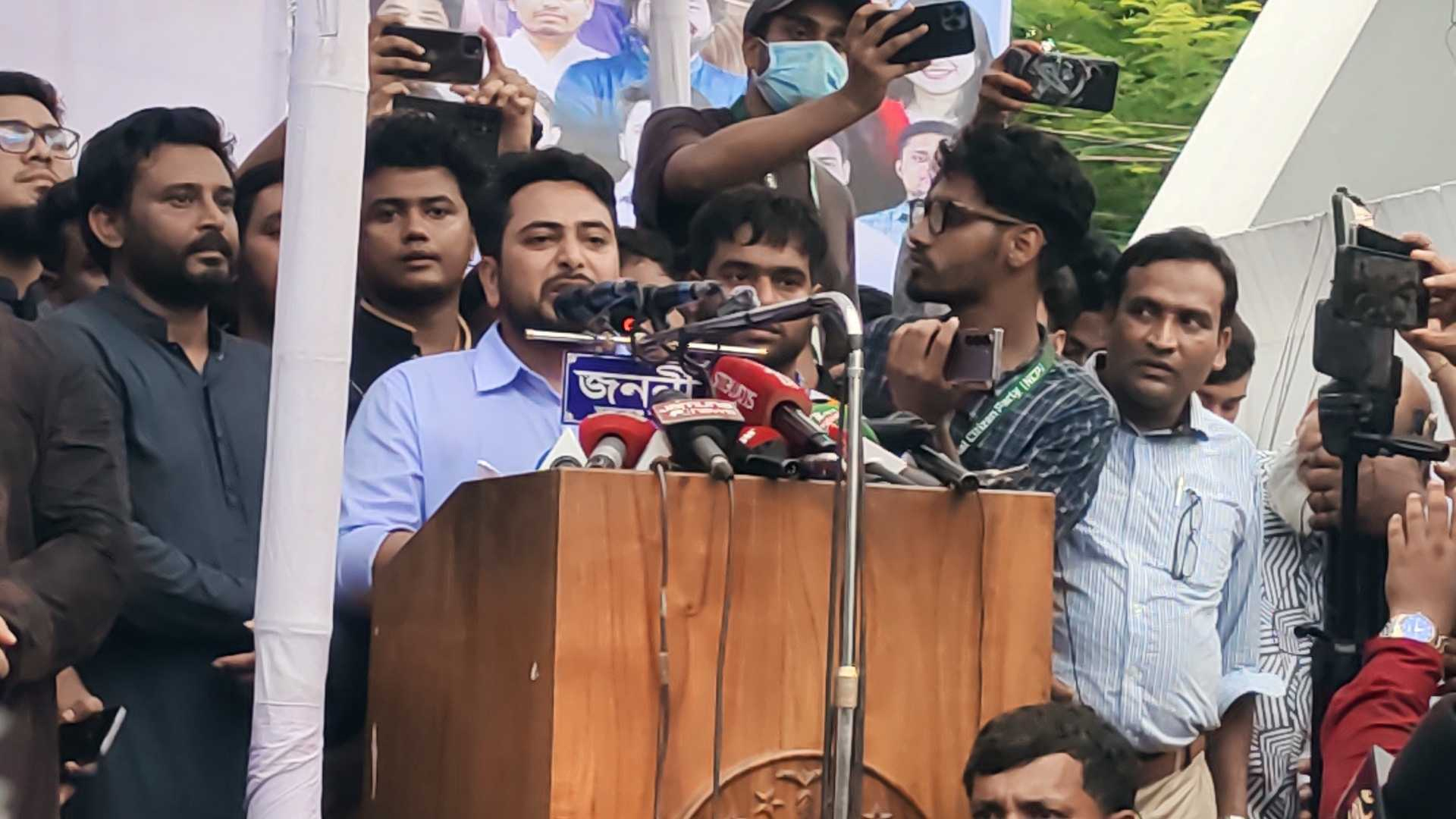 নাহিদ ইসলামের দাবি, শেখ হাসিনার মামলায় শেষ সাক্ষী হতে পারেন তিনিই