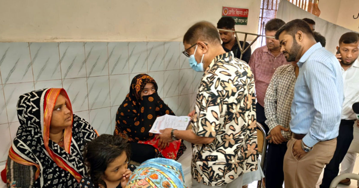 মুরাদনগর হাসপাতালে ৫ চিকিৎসক অনুপস্থিত