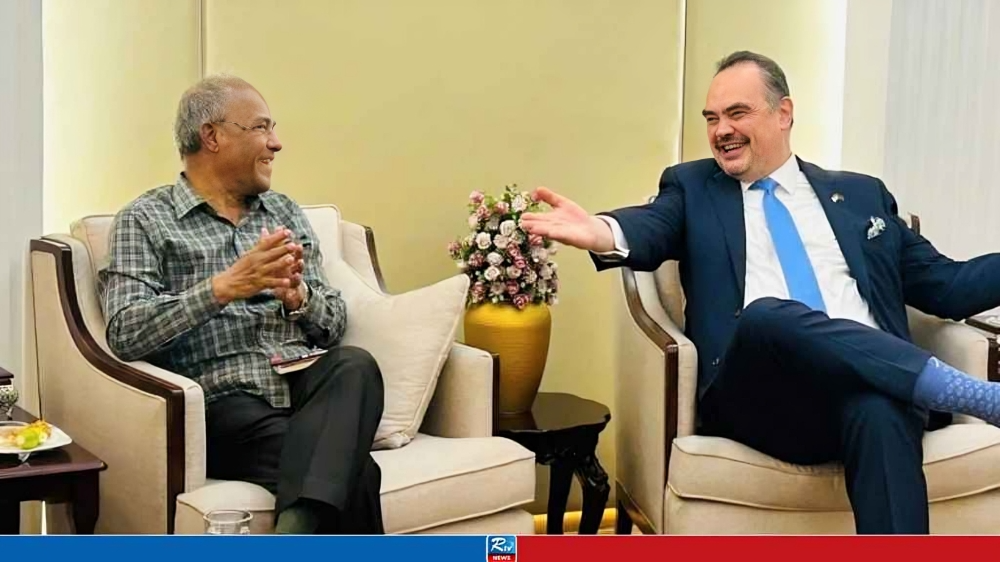 নির্বাচনের নিরাপত্তা বিষয়ে মার্কিন রাষ্ট্রদূতকে অবহিত করলেন স্বরাষ্ট্র উপদেষ্টা