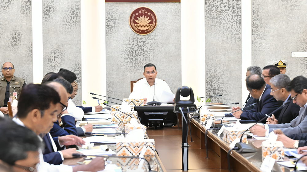 পাঁচ বছরে ২৫ কোটি বৃক্ষরোপণ ও জলাধার খনন কর্মসূচি নিয়ে আন্তঃমন্ত্রণালয় সভা