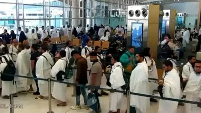 রিয়াদ বিমানবন্দরে হুতি হামলার দাবি