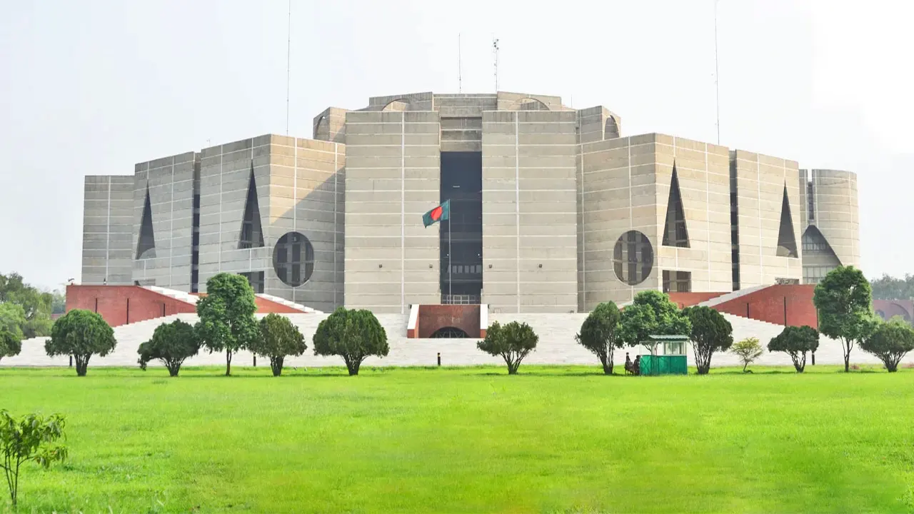 নতুন সংসদের যাত্রা শুরু কাল, স্পিকার কে?