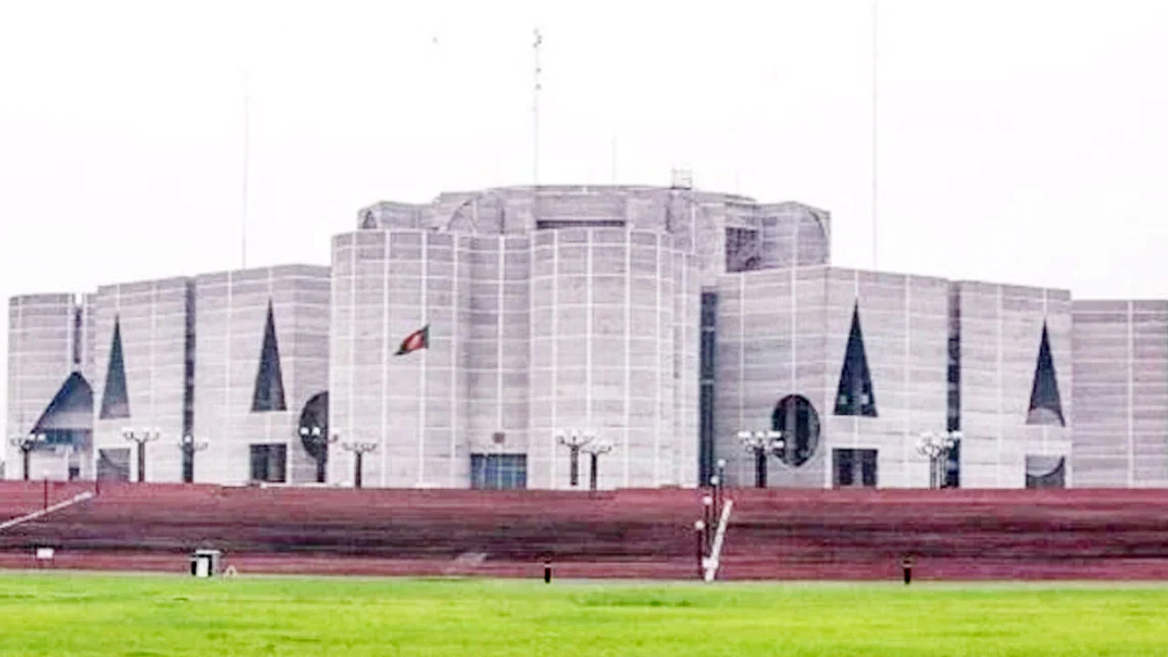 ত্রয়োদশ সংসদের প্রথম দিনে পাঁচটি সংসদীয় কমিটি গঠন