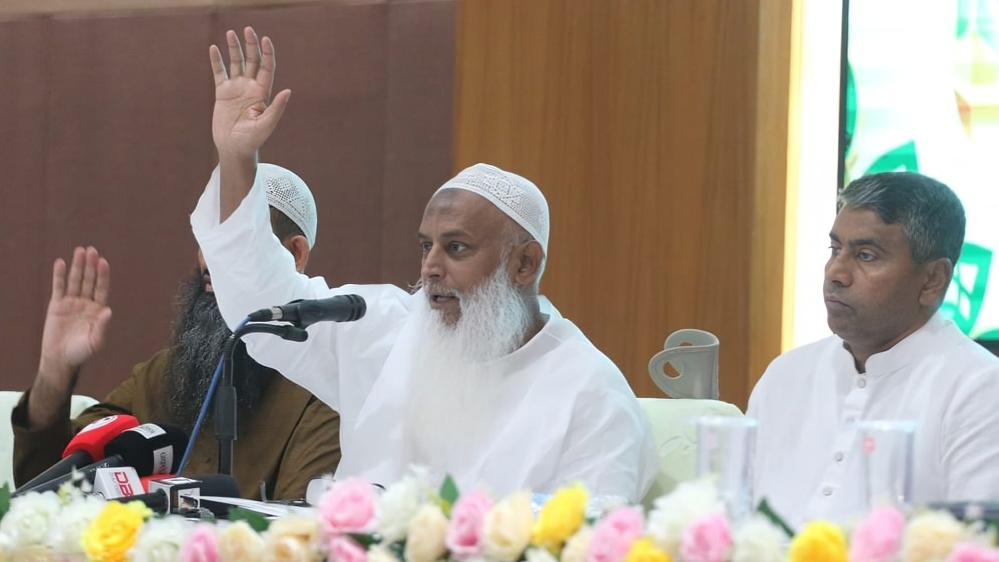 সরকারের বিরুদ্ধে ষড়যন্ত্র চলছে : ধর্মমন্ত্রী